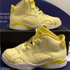 Air Jordan 6 Dynamic Yellow Floral Kids Size 1y